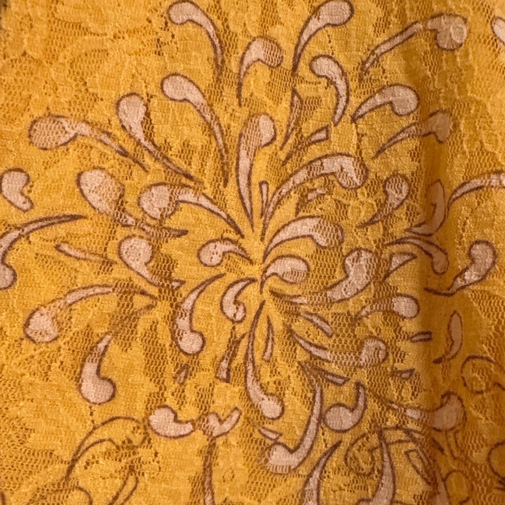 INC International Concepts Yellow Sleeveless Floral Lace Overlay Women Top - Picture 13 of 15